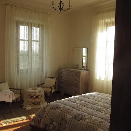 Casale Margherita Willa *